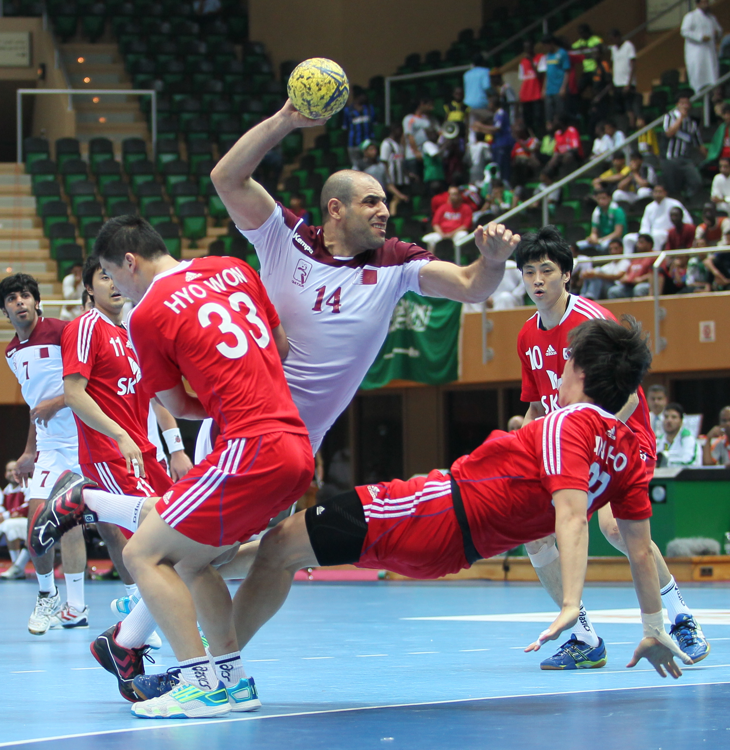 Osteoarthritic changes in the knee in handball players | BJSM blog