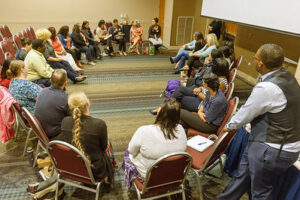 "Group discussion" by OregonDOT is licensed under CC BY 2.0.