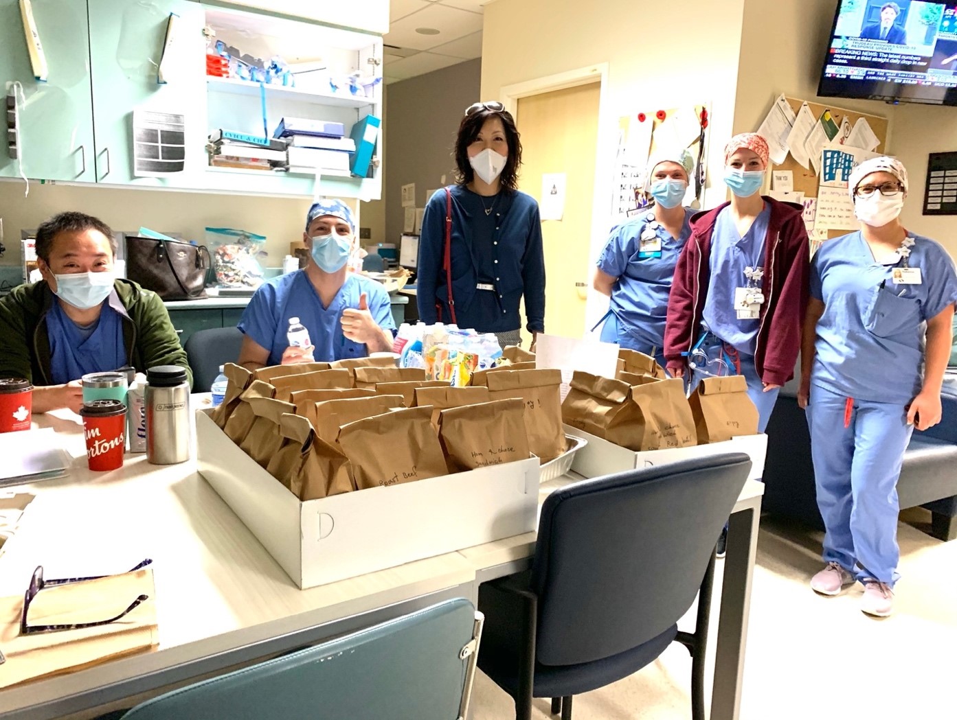 Lily Kim delivering free hot meals to York Region ICU workers.